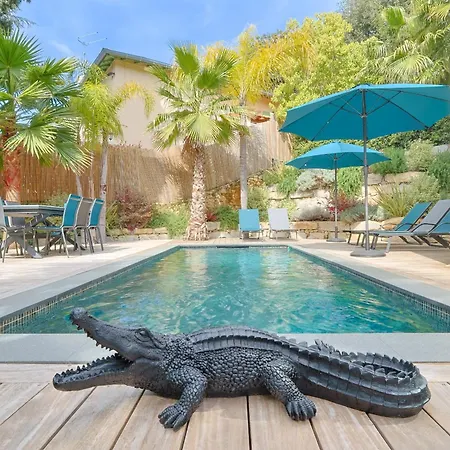 Deva - 5 Bedrooms - Heated Pool Cannes