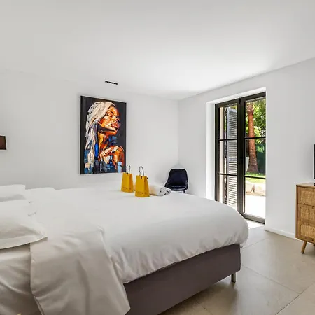 Deva - 5 Bedrooms - Heated Pool * Cannes