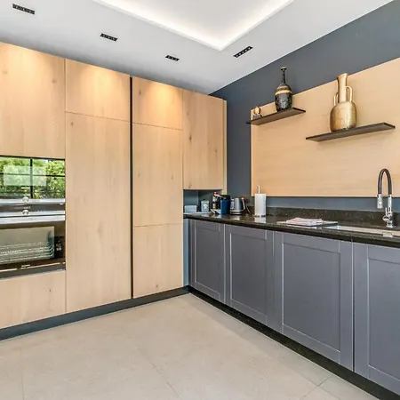 Deva - 5 Bedrooms - Heated Pool * Cannes