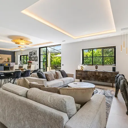 Deva - 5 Bedrooms - Heated Pool Villa *