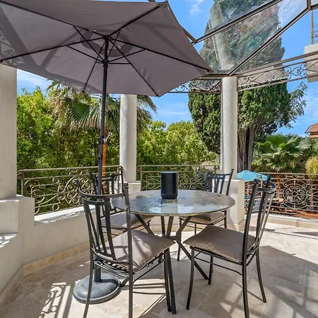 Villa Deva - 5 Bedrooms - Heated Pool Cannes